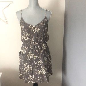 Aritzia T. Babaton Dress